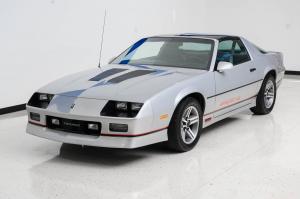 Chevrolet Camaro Z28 IROC-Z 1985 года
